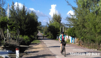 Why to find the right local experienced biking tour operator ?